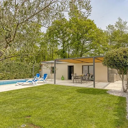 Villa Lakora