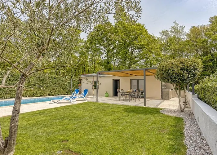 Villa Lakora
